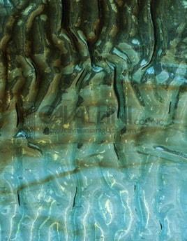 Kokomo Glass 126LL RIP 16x16 Blue-Brown Streaky Ripple quarter stock sheet